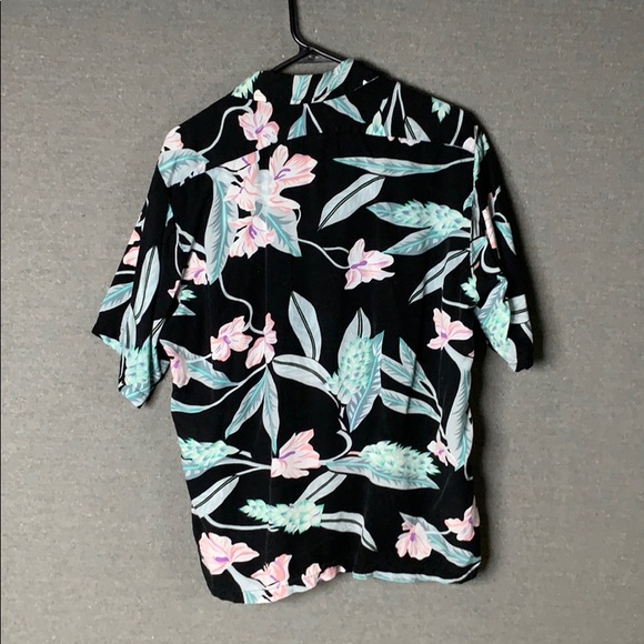 Teal pink and black Hawaiian top - Picture 3 of 3